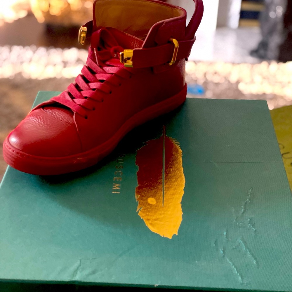 Buscemi - Picture 2 of 2